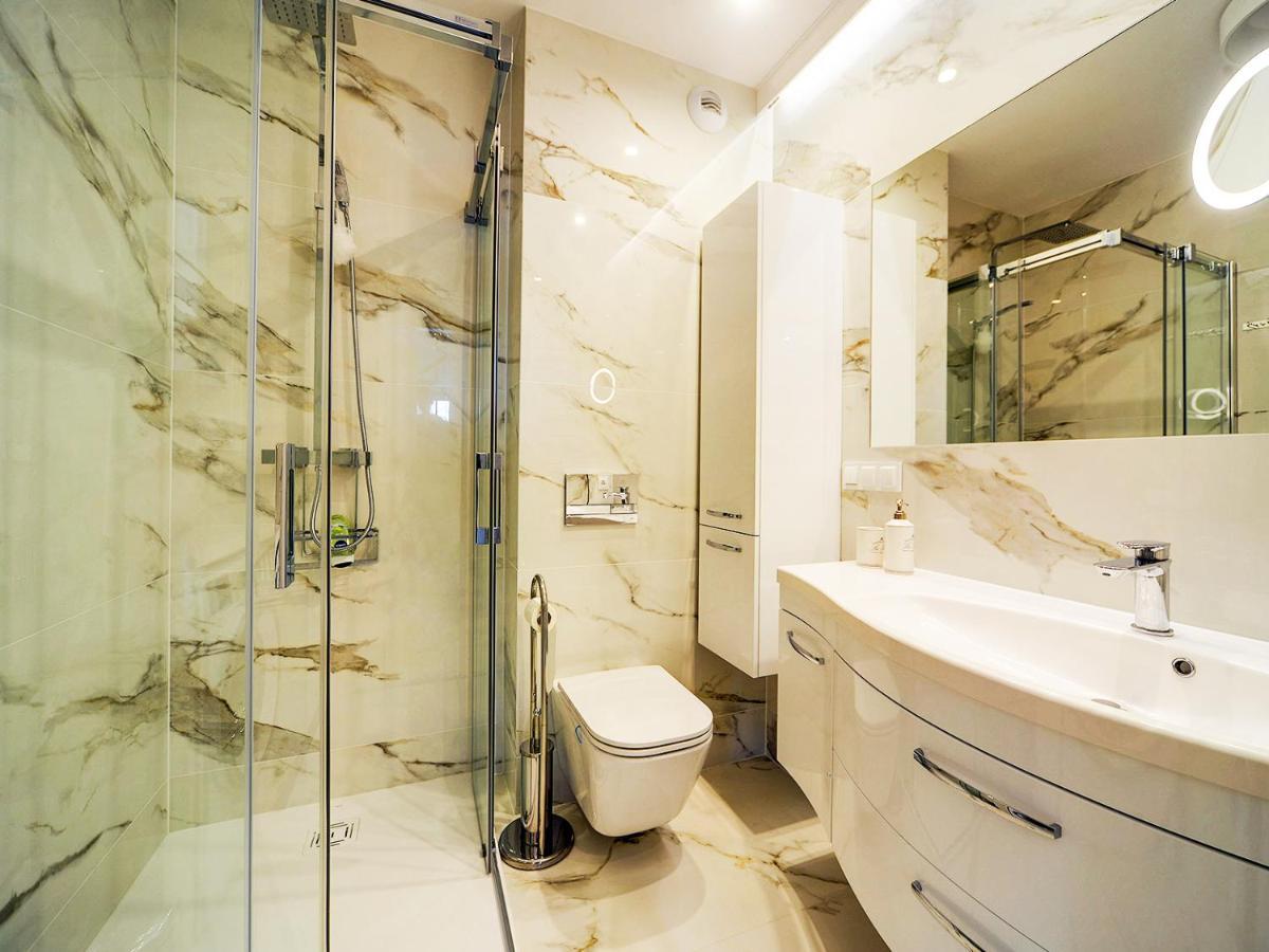 Apartament Dream View Aspen Z Jacuzzi 斯克拉斯卡波伦巴 外观 照片